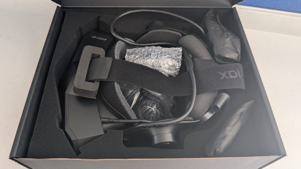 Thoughtfully packaged with fewer accessories and extra cables makes the whole experience feel simpler and easier to get started