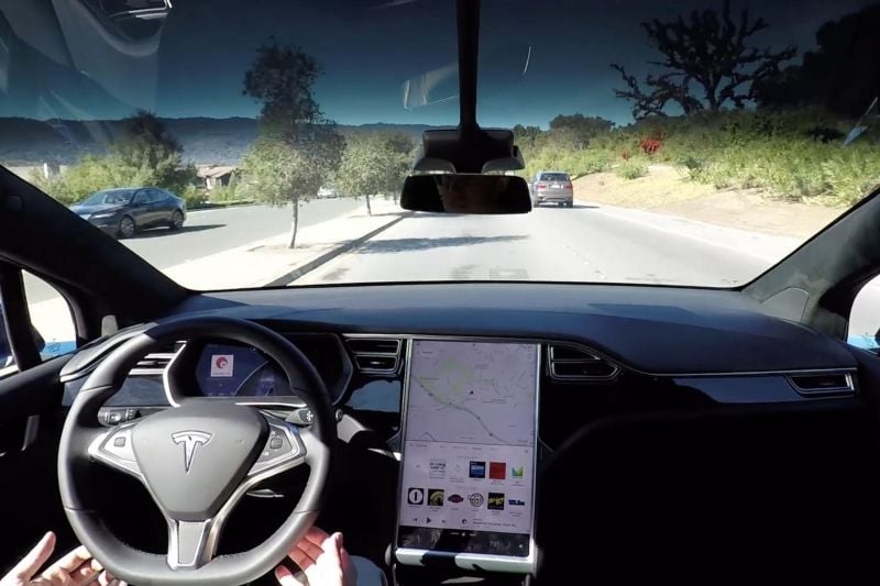 Study shows how new car safety tech is driving people to distraction