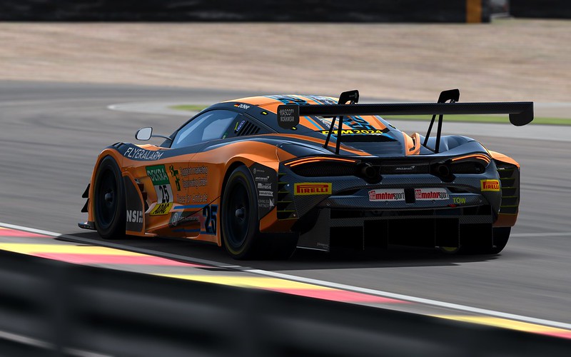 RaceRoom McLaren 720S GT3 RaceRoom McLaren 720S GT3