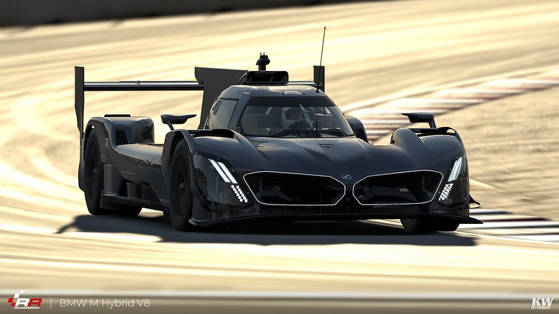 RaceRoom - BMW M Hybrid V8 Hypercar front